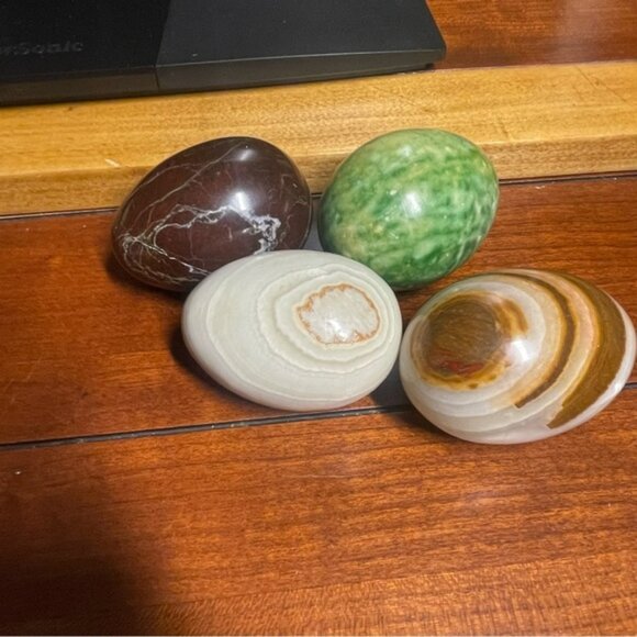 Vintage Marble Alabaster Onyx Home Decor Eggs Hand carved - Picture 3 of 16